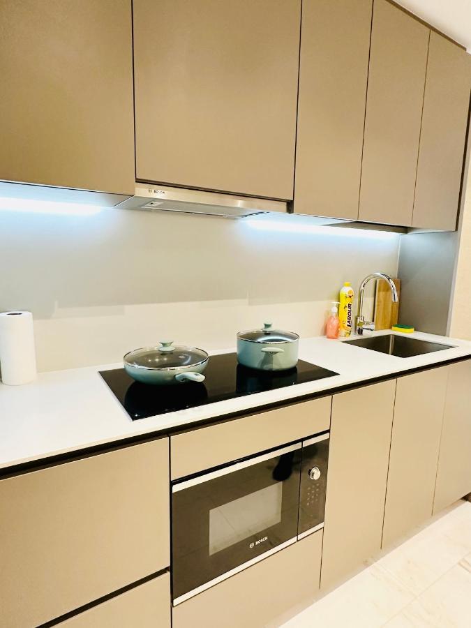 Luxury Suites At Eaton Klcc Куала-Лумпур Экстерьер фото