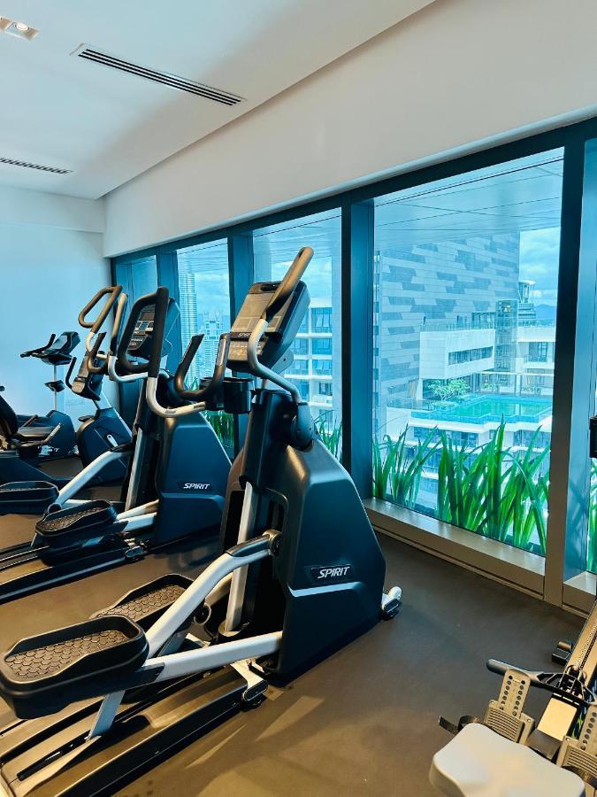 Luxury Suites At Eaton Klcc Куала-Лумпур Экстерьер фото