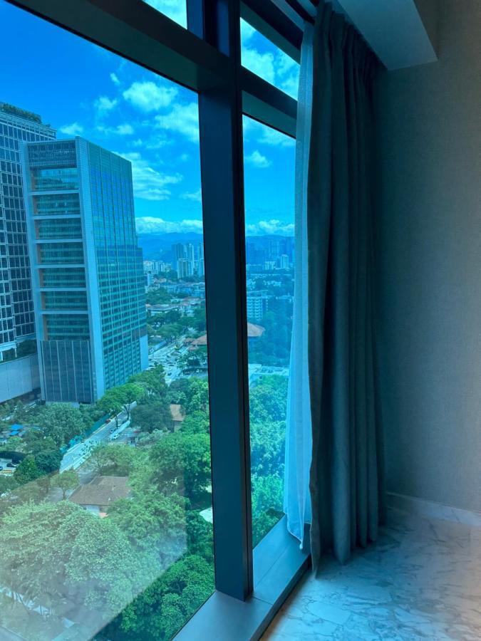 Luxury Suites At Eaton Klcc Куала-Лумпур Экстерьер фото